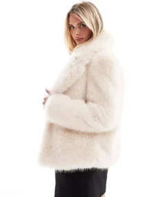 Women's Forever New Petite Natural Beige Faux Fur Jacket Side - Trendy Leather Jackets